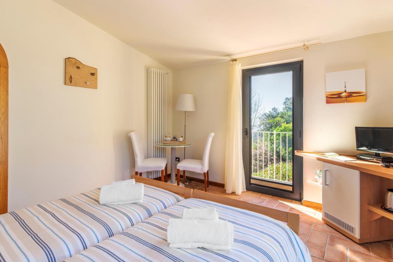Holiday Prato Verde Chiatri Экстерьер фото