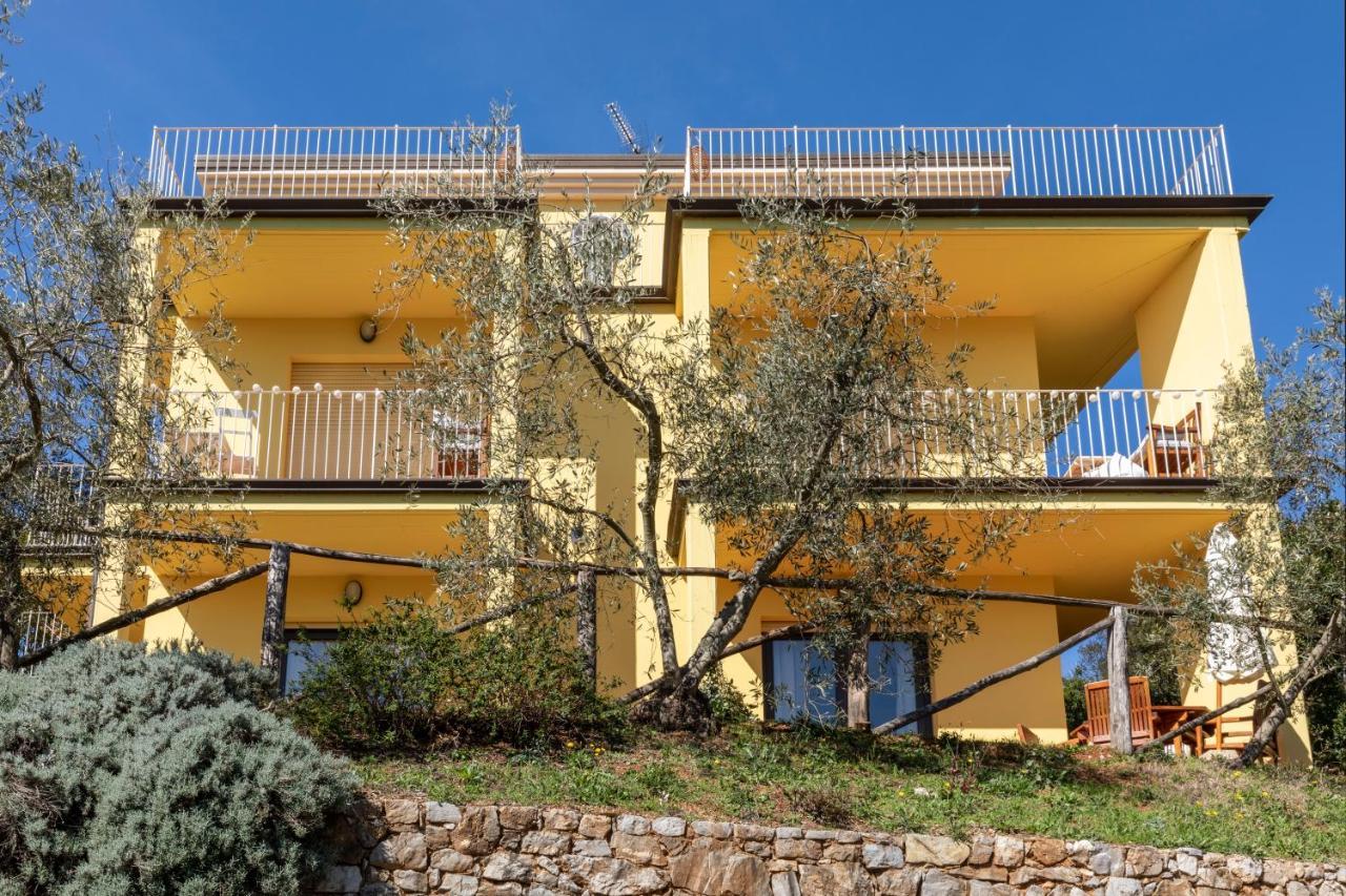 Holiday Prato Verde Chiatri Экстерьер фото